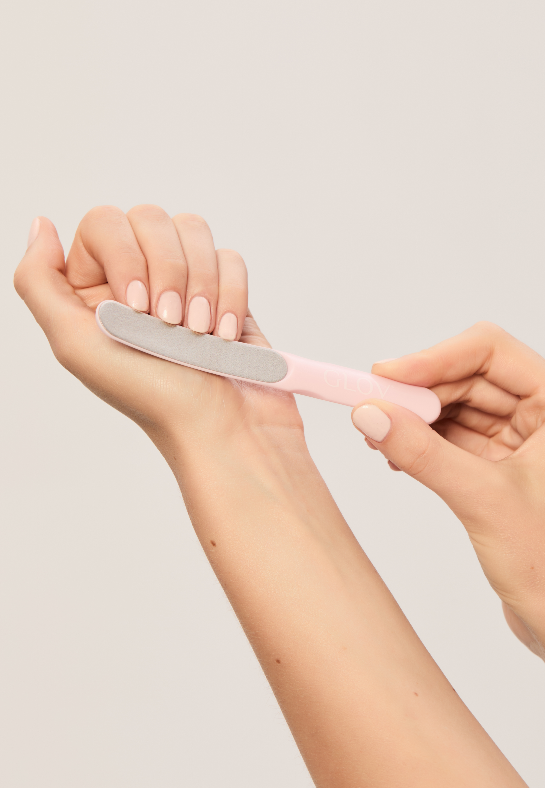 glov-the-nail-rehab-set-kit-completo-de-estilizaci-n-y-fortalecimiento-de-u-as-c image 3