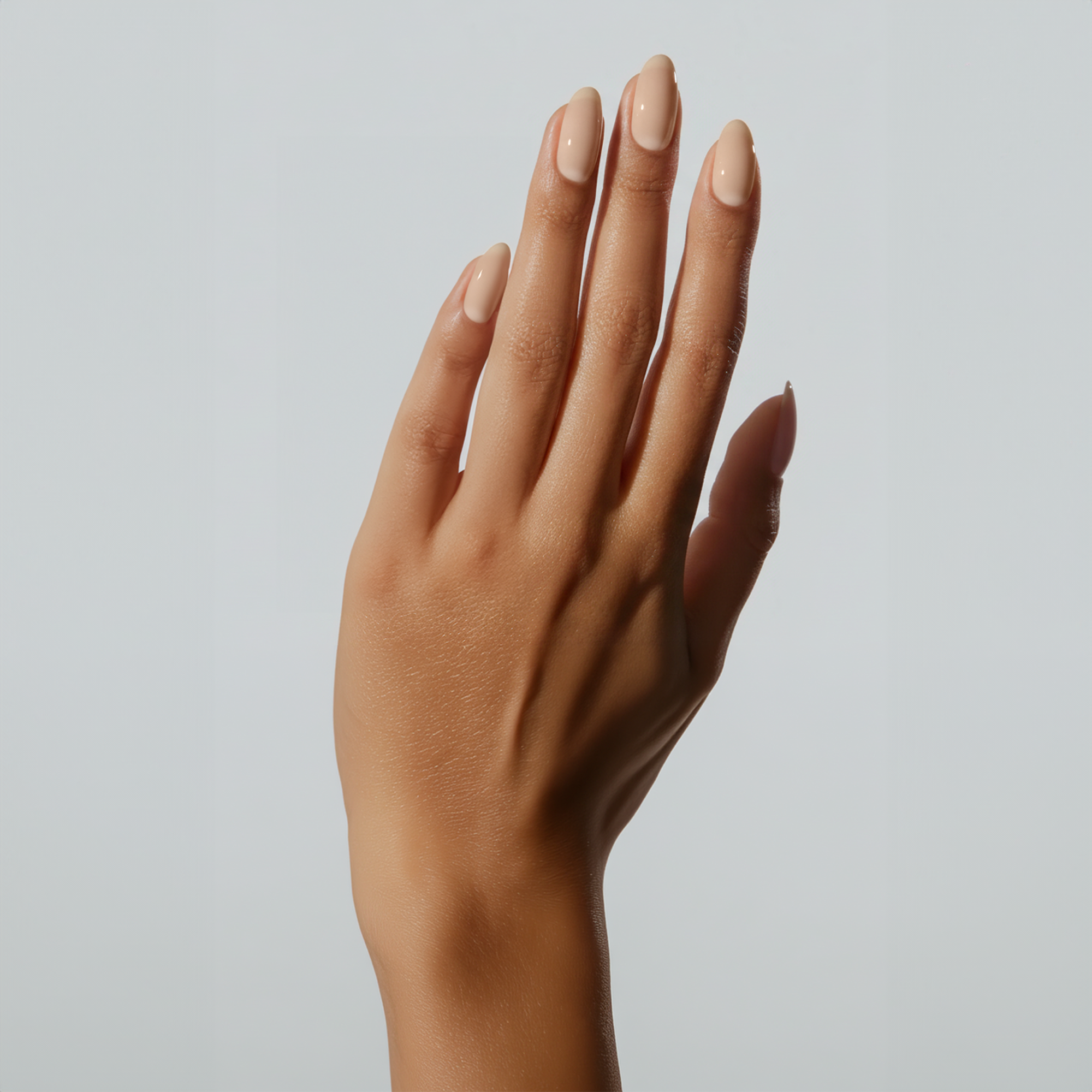 glov-coolnails-active-silk-beige-esmalte-de-u-as-beige-sedoso-que-unifica-el-ton image 5