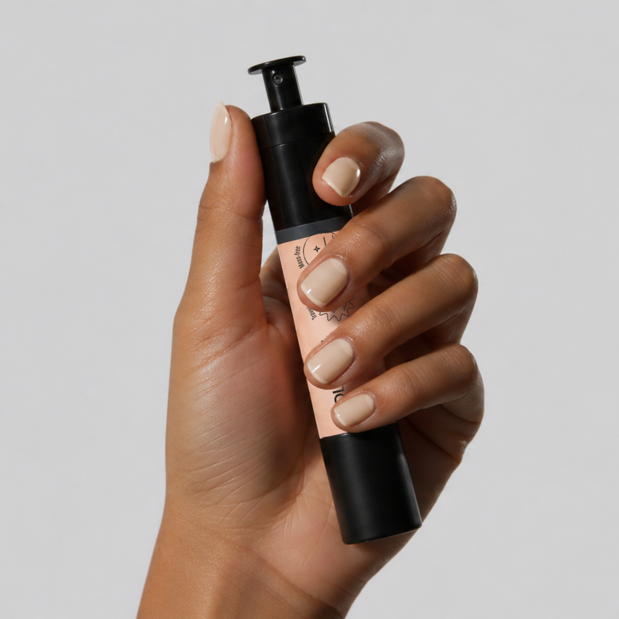 glov-coolnails-active-silk-beige-esmalte-de-u-as-beige-sedoso-que-unifica-el-ton image 2