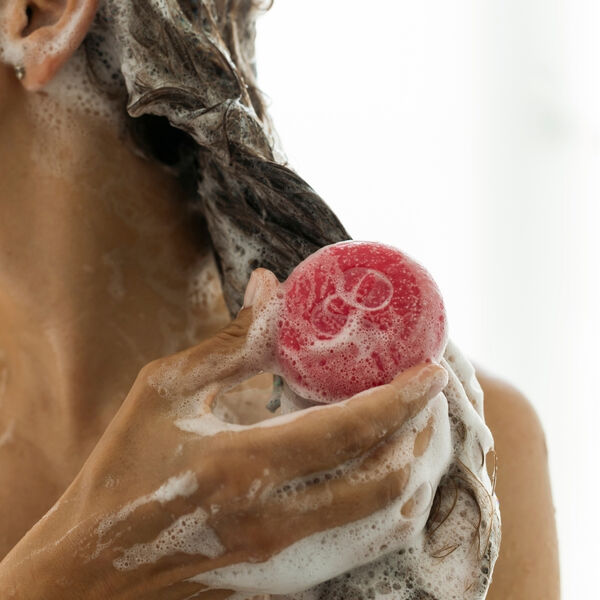 glov-soap-for-globe-champ-s-lido-ultra-nutritivo-de-frambuesa image 2