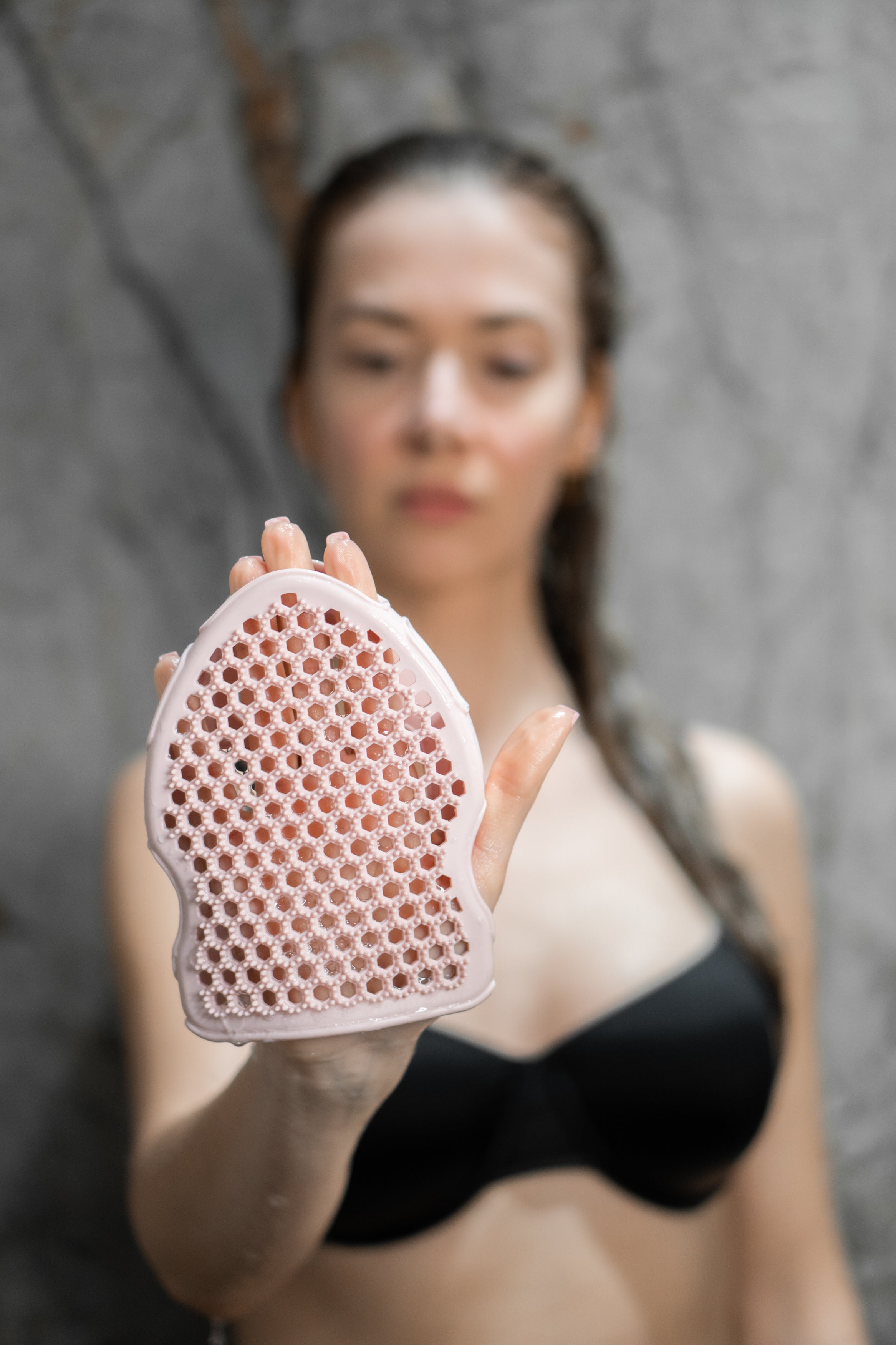 glov-bubble-mate-pad-de-silicona-para-lavado-y-masaje-facial-y-corporal image 5