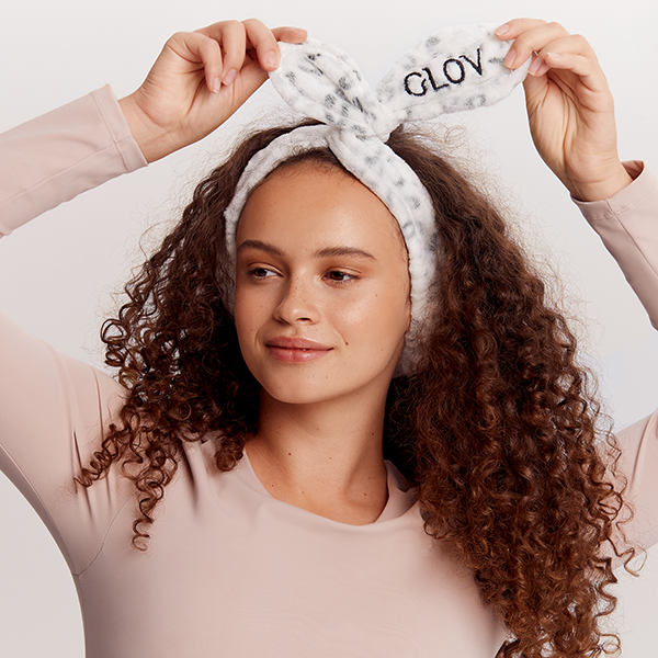 glov-bunny-ears-diadema-y-banda-de-pelo-2-en-1-sujeci-n-de-cabello-durante-skinc image 2