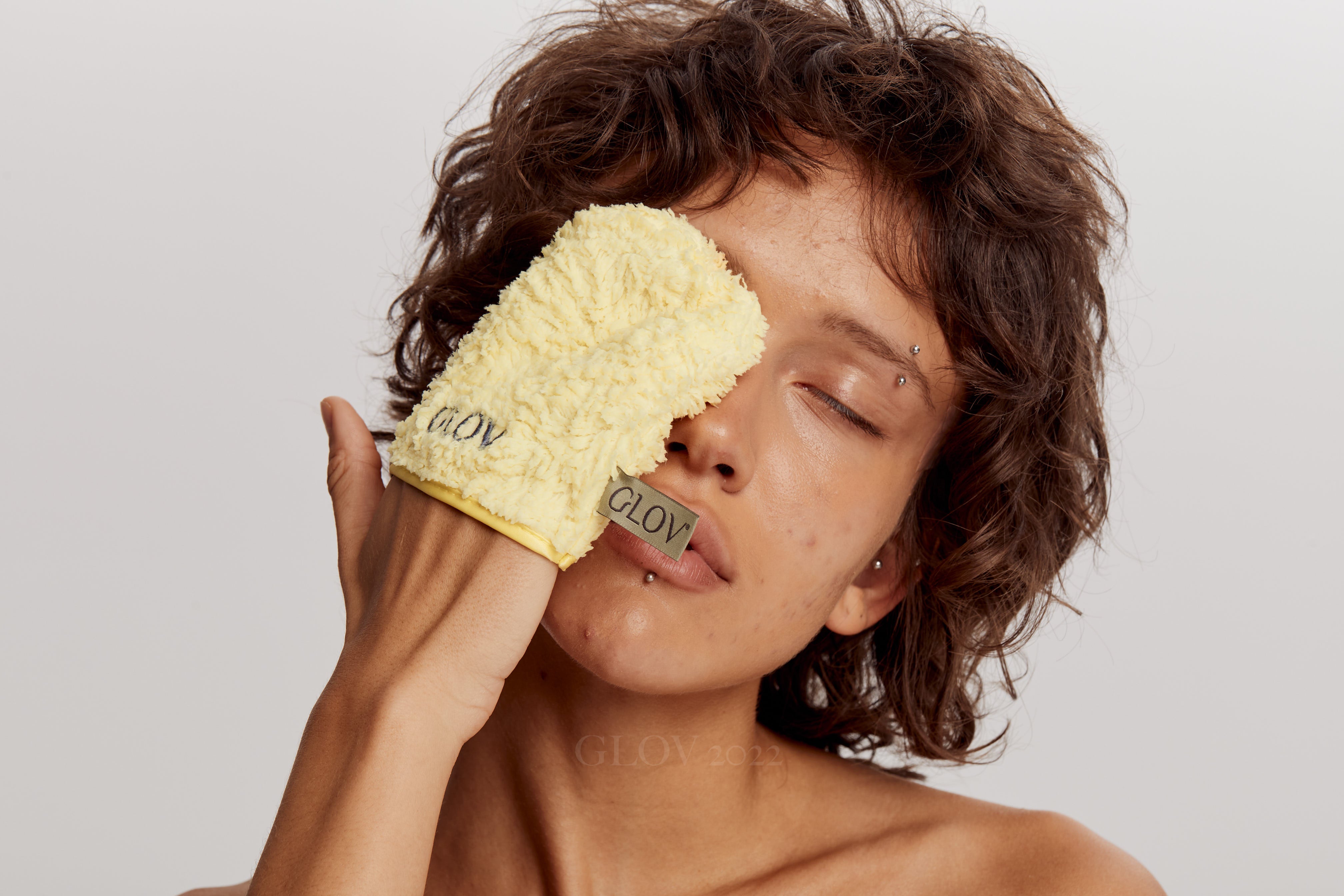 glov-face-architecture-set-set-de-cuidado-facial-con-gua-sha-y-guante-desmaquill image 3