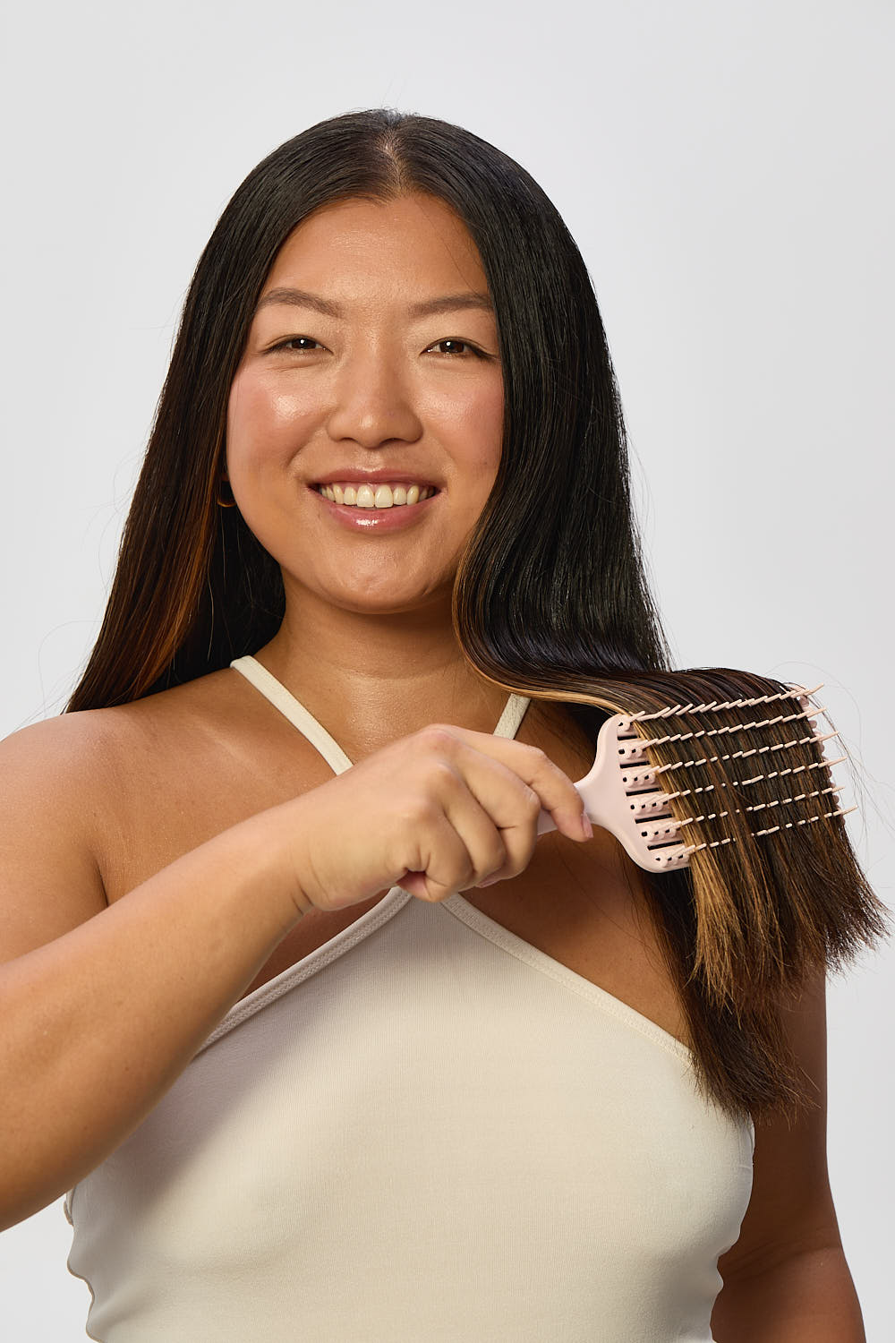 glov-zen-flow-cepillo-desenredante-tipo-rake-para-cabello-y-masaje-del-cuero-cab image 2