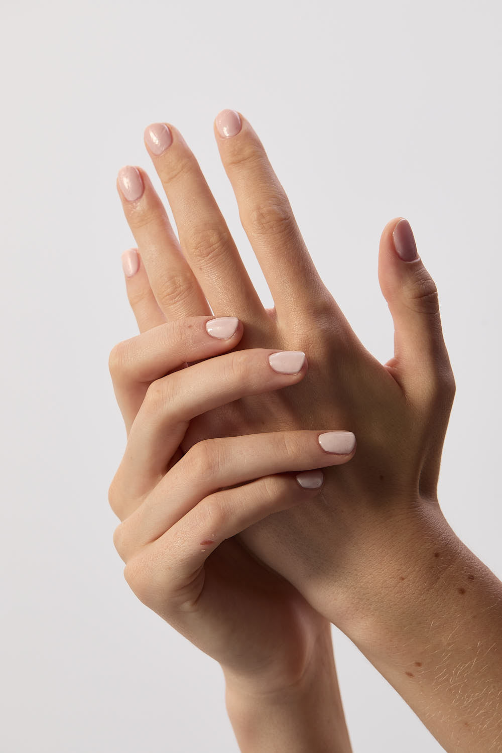 glov-coolnails-marshmallow-endurecedor-de-u-as-en-rotulador-nail-hardener-pen-tr image 2