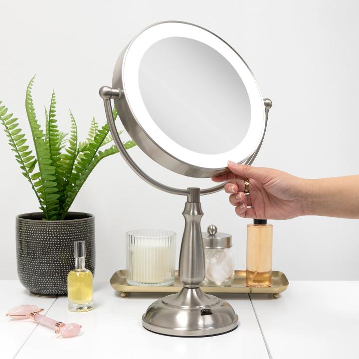 zadro-espejo-de-maquillaje-iluminado-con-aumento-e-interruptor-basculante-28-cm- image 8