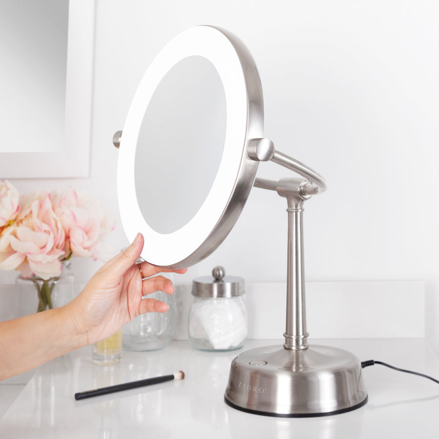 zadro-lexington-espejo-de-maquillaje-iluminado-led-con-aumento-1x-10x-y-atenuado image 4